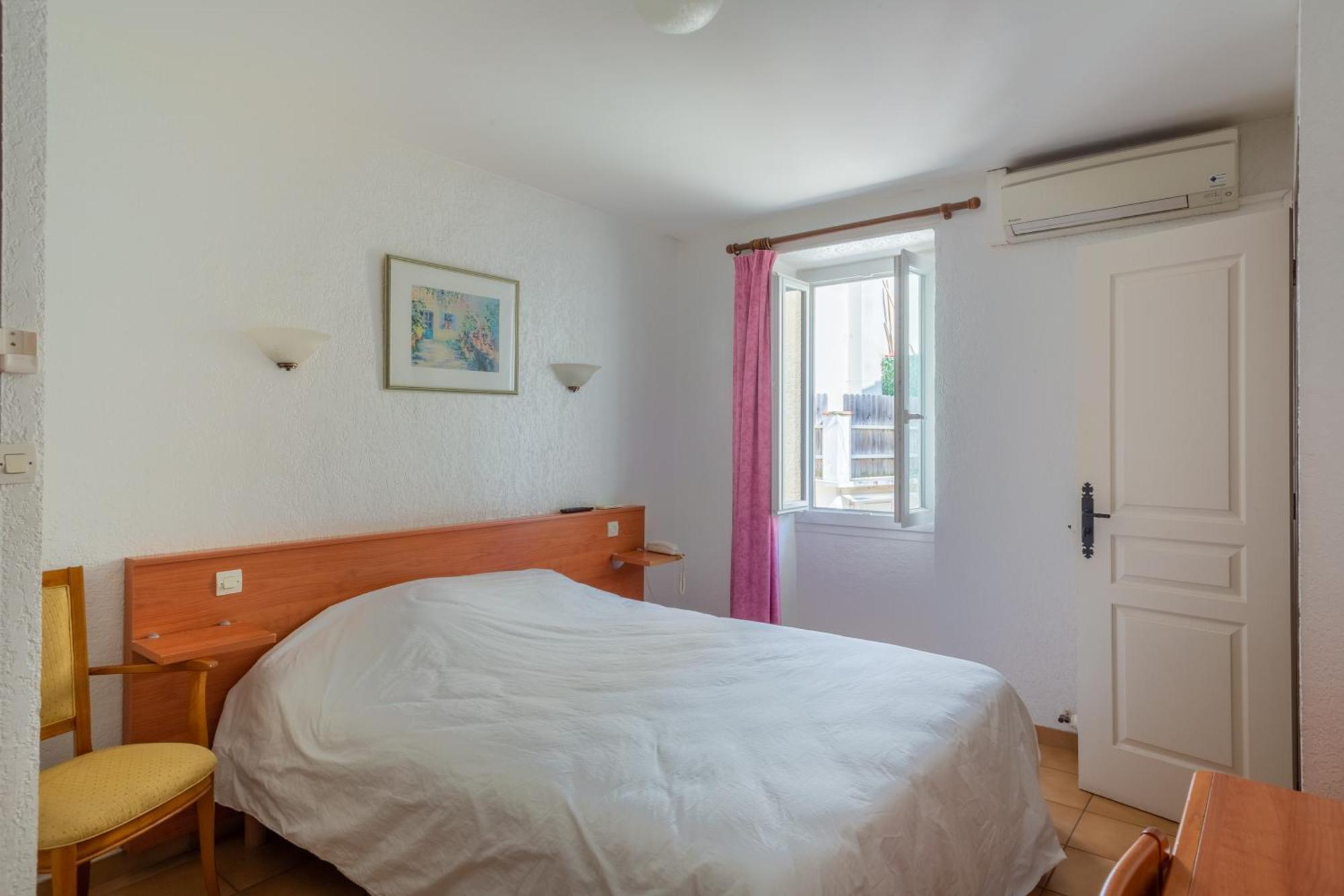 Logis Hotel Beausejour Berre-des-Alpes Eksteriør billede